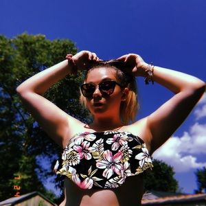 Meet your Posher, Devyn